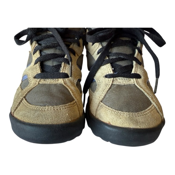 Vintage 1992 Nike Hiking Shoes, Women’s size 8 - Picture 11 of 12